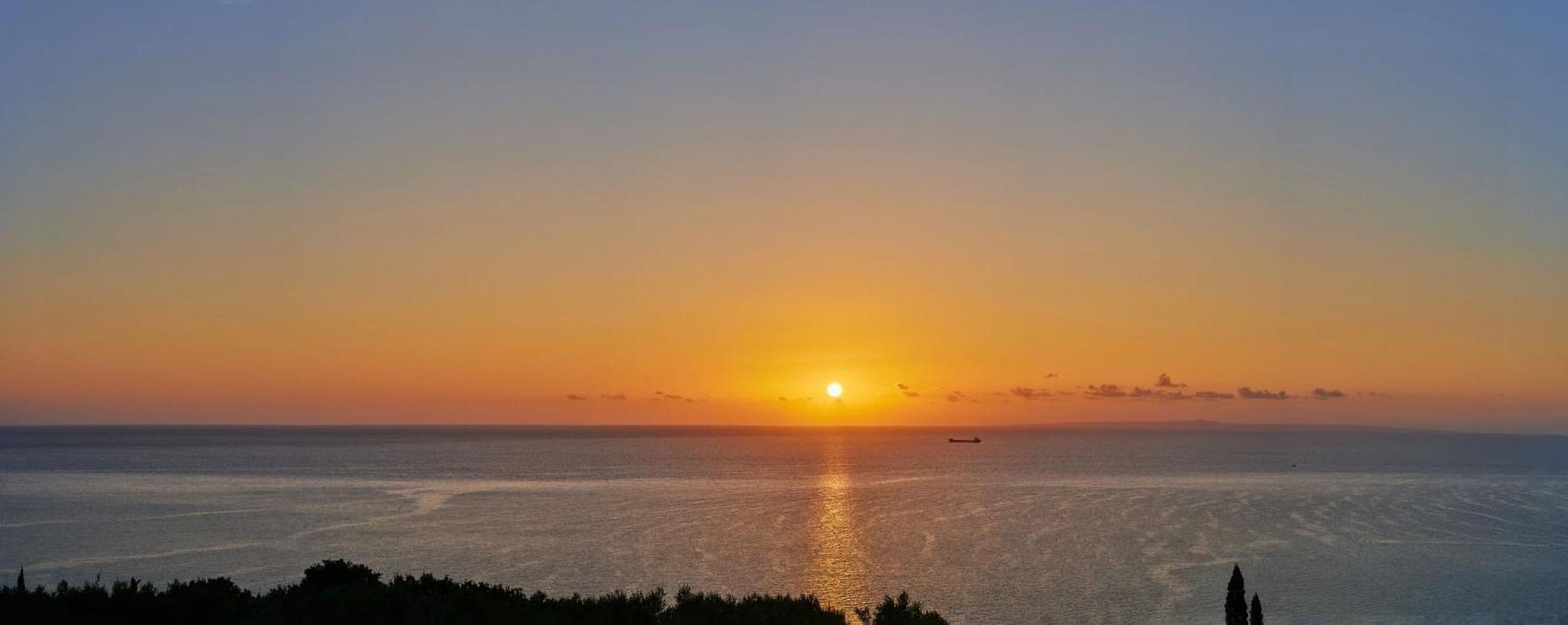 Pelagaki Sunrise Apartments Orthoniaí Dış mekan fotoğraf