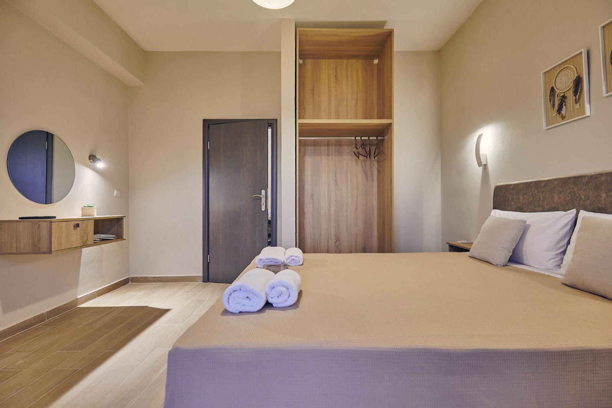 Pelagaki Sunrise Apartments Orthoniaí Dış mekan fotoğraf